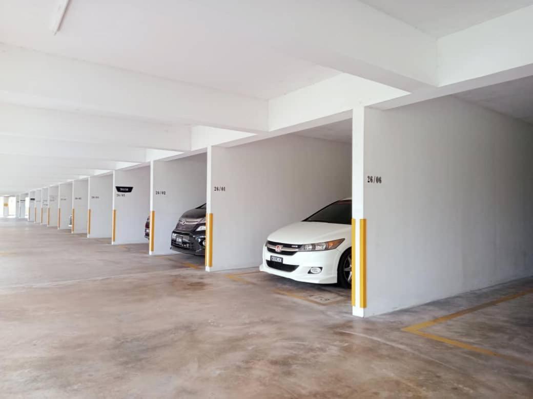 Homestay Kuala Terengganu Rose House Pantai Batu Buruk Eksteriør billede