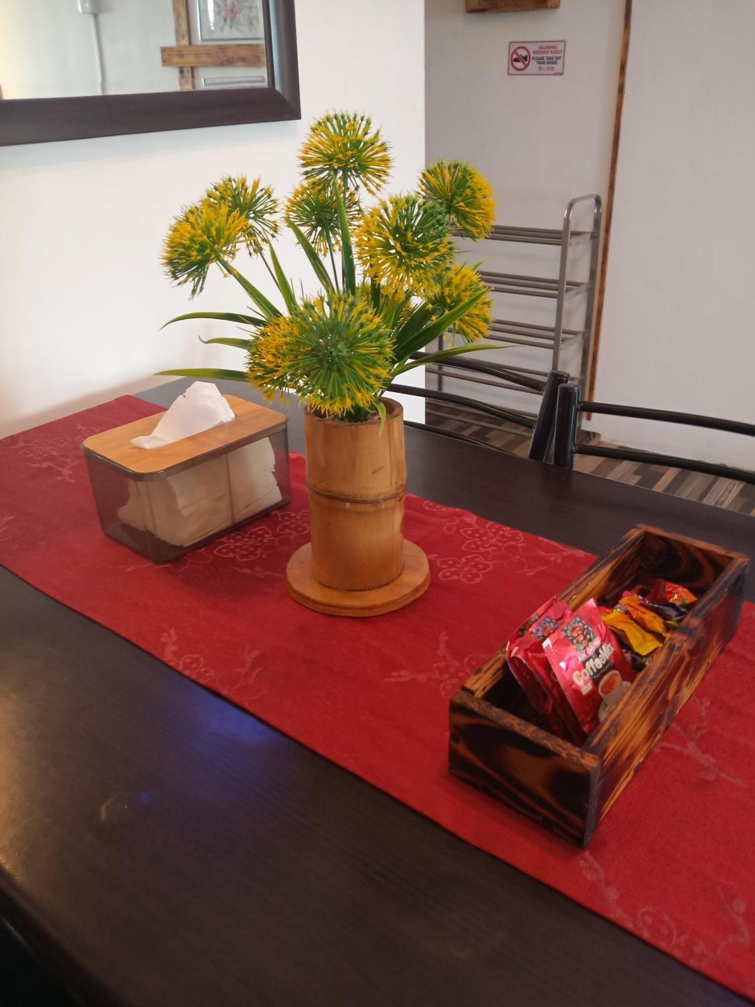 Homestay Kuala Terengganu Rose House Pantai Batu Buruk Eksteriør billede